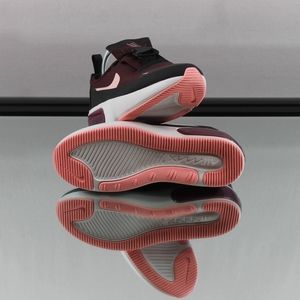 SOLD. Nike Air Max Dia'